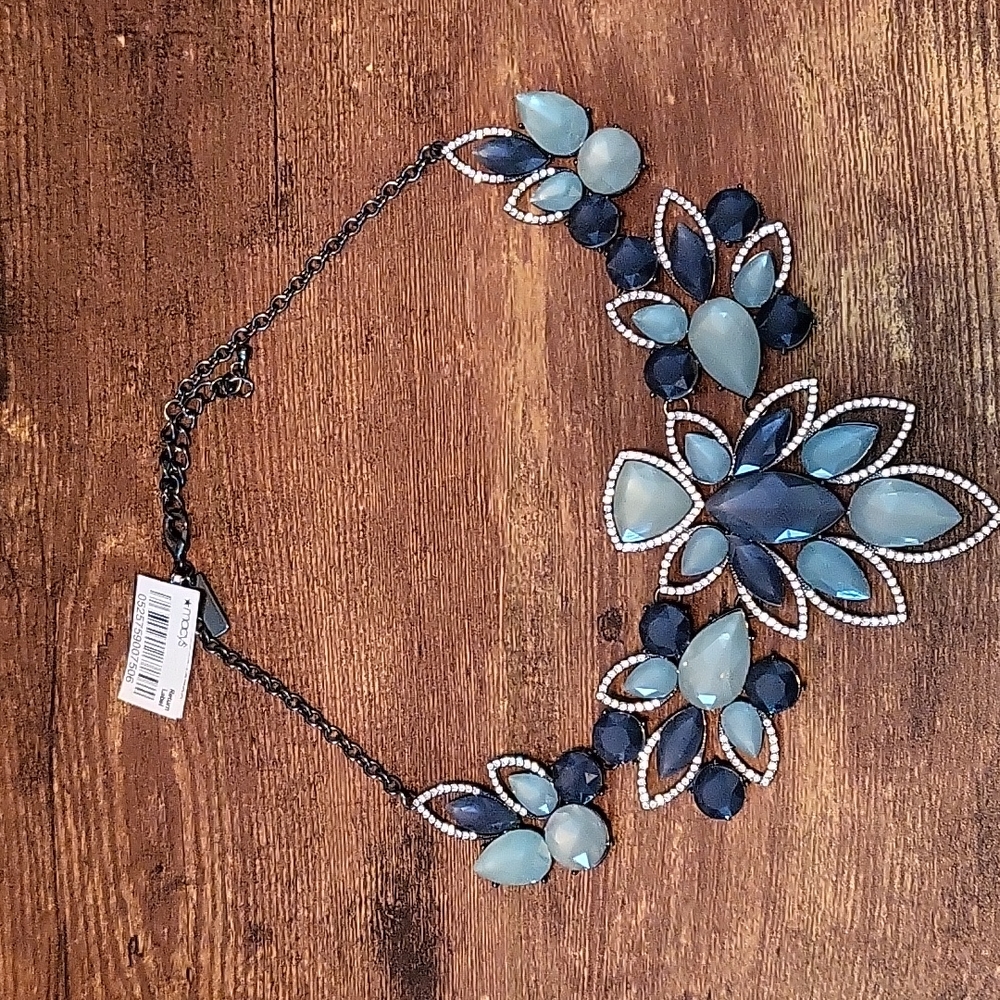 NWT, Beautiful INC Necklace, 16" with 3" extender Blue Crystal!